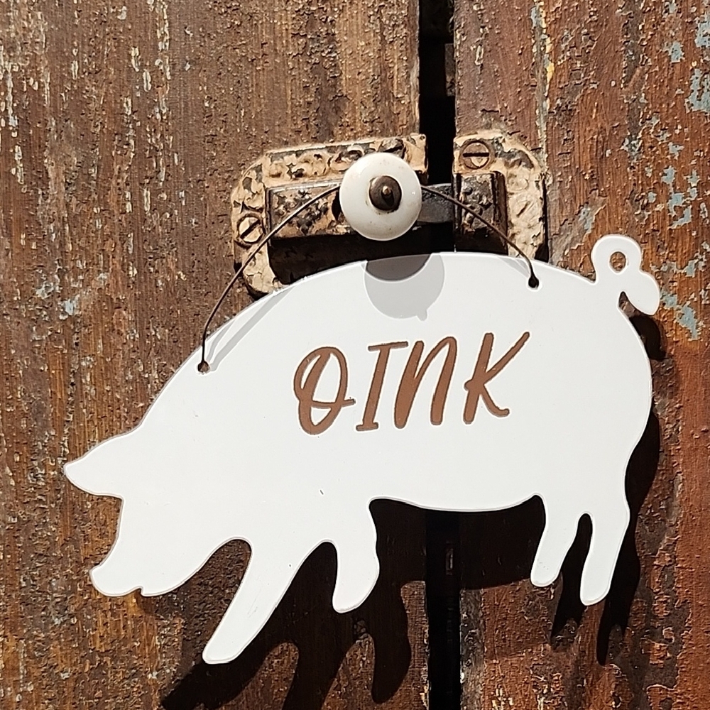 Tin Pig Sign